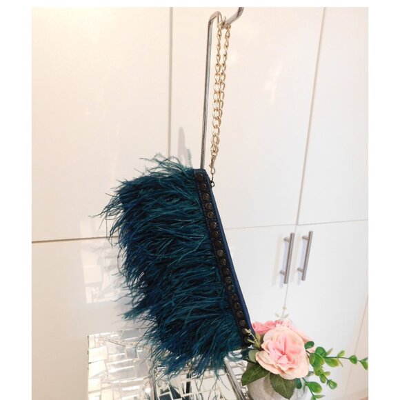 Midnight Blue Feather Wrist Clutch Bag - Picture 3 of 7